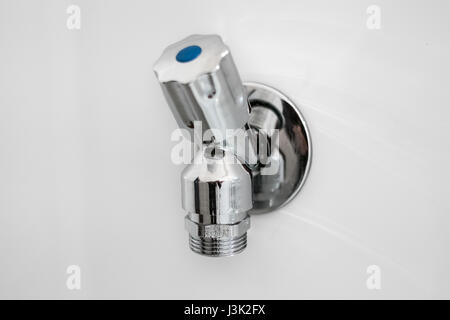 Branchement machine à laver - un robinet d'eau Banque D'Images