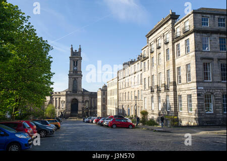 St Vincent Street dans la nouvelle ville d'Édimbourg, à l'égard de l'église St Stephens Stockbridge. Banque D'Images