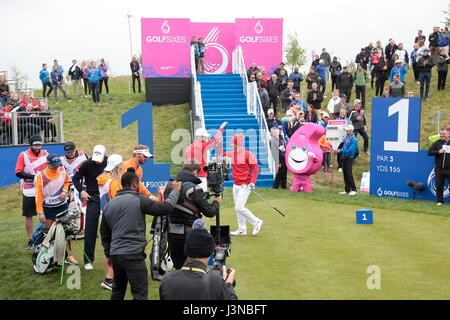 St Albans, Royaume-Uni. Le 05 mai, 2017. St Albans, Hertfordshire, Royaume-Uni à la première mise en scène d'GOLFSIXES un nouveau format court d'un tournoi de golf qui se joue sur 6 trous. Credit : Motofoto/Alamy Live News Banque D'Images