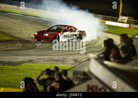 Sydney Motorsport Park, Australie. 6 mai 2017. Gagnant du jeu Michael Rosenblatt a de grands angles sur l'angle. Anthony Bolack/Alamy Live News Banque D'Images