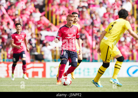 Chiba, Japon. 6 mai, 2017. Souza (Cerezo) Football/soccer : 2017 J1 match de championnat entre Kashiwa Reysol Cerezo Osaka à Kashiwa 1-0 Stade Hitachi à Chiba, Japon . Credit : AFLO SPORT/Alamy Live News Banque D'Images