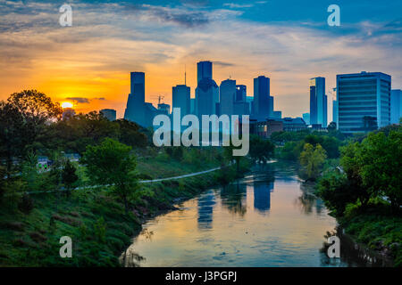 Houston est la ville la plus peuplée du Texas et la quatrième ville la plus peuplée des États-Unis, situé au sud-est de Texas près du golfe du Mexique. Banque D'Images