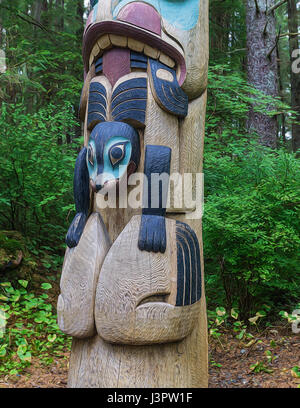 Les totems en Alaska. Banque D'Images