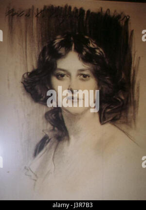 Le portrait d'Elizabeth Asquith par John Singer Sargent illustre la maîtrise de l'artiste dans la capture de l'élégance et de la grâce de ses sujets. L’œuvre met en valeur les détails et les textures plus fins des portraits du XIXe siècle, marquant un moment clé de sa carrière. Banque D'Images