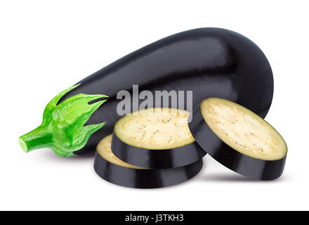 Aubergines entières et tranchées isolated on white Banque D'Images