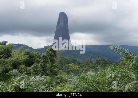 Sommet du Cao Grande, Sao Tomé-et-Principe, l'Afrique Banque D'Images