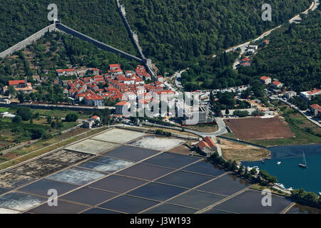 Les marais salants à Ston ville sur Pelješac Banque D'Images