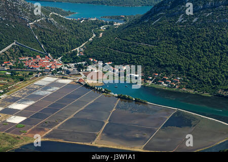 Les marais salants à Ston ville sur Pelješac Banque D'Images