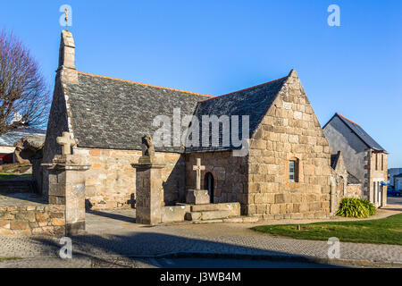 Pierre 17ème siècle Chapelle Sainte-Anne à Tregastel, Bretagne, France Banque D'Images