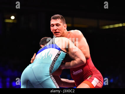 Novi Sad, Serbie. 7 mai, 2017. Viktor Lorincz win médaille d'wrestling championship à Novi Sad Crédit : Nenad Mihajlovic/Alamy Live News Banque D'Images