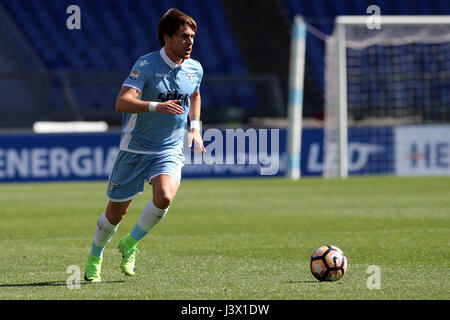 Italie, Rome, 7 mai 2017:Patric en action pendant le match de foot Seria un italien entre S.S. Lazio vs U.c. La Sampdoria au Stade olympique à Rome le 7 mai 2017. Banque D'Images