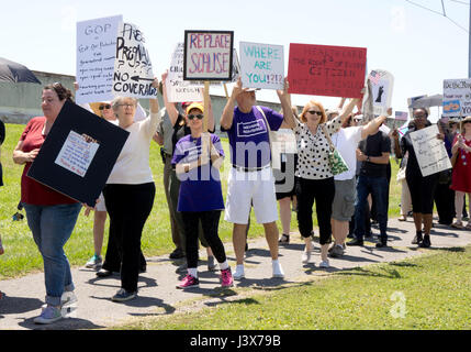 New Orleans, LA, USA. 8 mai, 2017. Plus de manifestants révisions affordable care act, New Orleans, LA, USA le 8 mai 2017. Credit : Ninette Maumus/Alamy Live News Banque D'Images