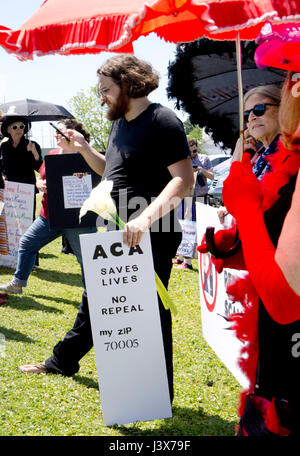 New Orleans, LA, USA. 8 mai, 2017. Plus de manifestants révisions affordable care act, New Orleans, LA, USA le 8 mai 2017. Credit : Ninette Maumus/Alamy Live News Banque D'Images