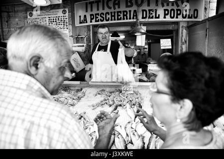 Reportage photos de l'alimentation Méditerranéenne Italienne et marché aux poissons Banque D'Images