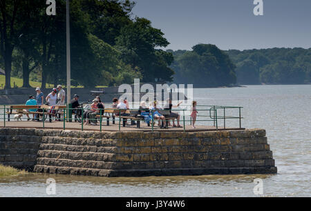 La jetée à Arnside, Milnthorpe, Cumbria, Angleterre. Banque D'Images