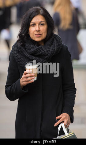 En dehors de la Solicitors Sapna Malik Tribunal disciplinaire au centre de Londres, où cabinet Leigh Day et trois procureurs font face à des procédures disciplinaires relatives aux créances de la torture par les troupes britanniques en Irak. Banque D'Images