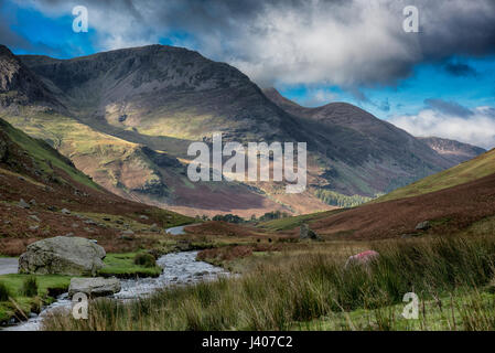 Gatesgarthdale Beck, Honister Pass, Keswick, Cumbria, Lake District. Banque D'Images