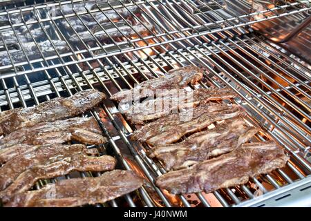 Korean côtes courtes sur barbecue Banque D'Images