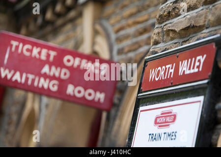 Haworth Gare Signalisation. West Yorkshire, Angleterre, Royaume-Uni Banque D'Images