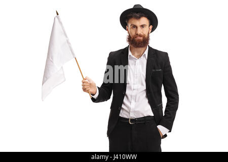 Homme barbu avec un drapeau blanc regardant la caméra isolé sur fond blanc Banque D'Images