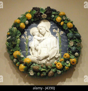 Vierge à l'enfant, l'atelier d'Andrea della Robbia, Florence, 16e siècle Nelson Atkins Museum of Art DSC08530 Banque D'Images