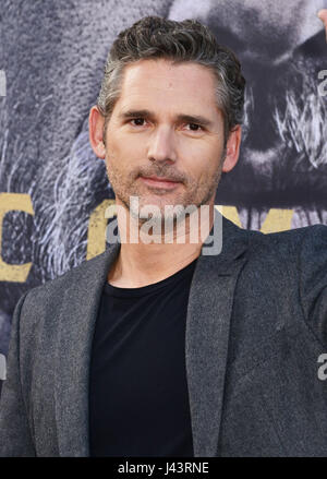 Los Angeles, USA. Le 08 mai, 2017. Eric Bana 057 arrive au roi Arthur : Légende de l'Epée première au théâtre chinois de Grauman à Los Angeles. Le 8 mai 2017. Credit : Tsuni/USA/Alamy Live News Banque D'Images