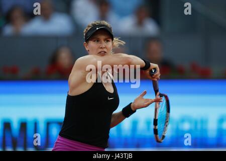 Madrid, Espagne. 8 mai, 2017. Eugénie Bouchard (CAN) Tennis : Eugenie Bouchard du Canada au cours des célibataires 2ème tour match contre Maria Sharapova de la Russie sur le WTA Tour Mutua Madrid Open Tennis Tournament à la Caja Magica de Madrid, Espagne . Credit : Mutsu Kawamori/AFLO/Alamy Live News Banque D'Images