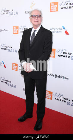 New York, USA. 8 mai, 2017. Barry Levinson assister aux 44e Gala Prix Chaplin au David H. Koch Theater au Lincoln Center de New York le 08 mai 2017. Credit:RW/MediaPunch/Alamy Live News Banque D'Images