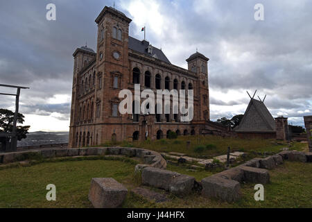 Le Palais de la Reine connue sous le Rova d'Antananarivo Madagascar a été détruit par un incendie en1955 maintenant partiellement restaurée par l'UNESCO Banque D'Images