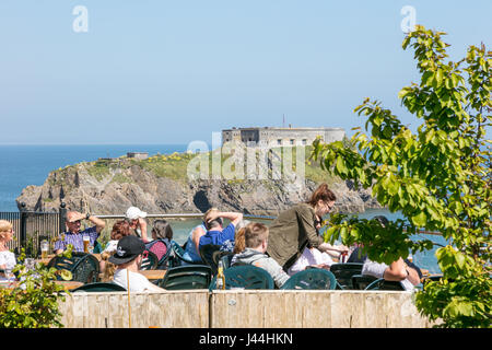 Tenby, Pembrokeshire, pays de Galles Mai 2017 UK destination de vacances sur la côte ouest du pays de Galles dans la partie sud de pembrokeshire avec des plages Pavillon bleu Banque D'Images