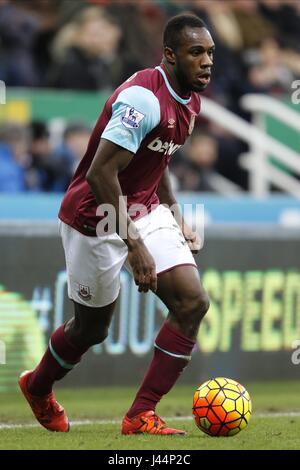 MICHAIL ANTONIO West Ham United FC West Ham United FC ST JAMES PARK NEWCASTLE ANGLETERRE 16 Janvier 2016 Banque D'Images