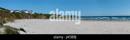 May 8th, 2017, le port de Clonakilty - vue de l'Inchydoney beach situé dans l'Ouest de Cork, Irlande. Banque D'Images