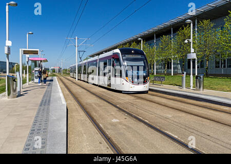 Transport pour le tramway d'Édimbourg Édimbourg Park Central tram dans Edinburgh Scotland UK Banque D'Images