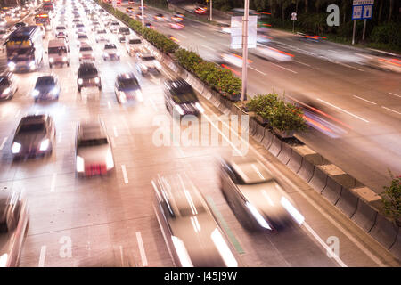 Binhe Road Traffic de la ville de Shenzhen, province du Guangdong, Chine Banque D'Images