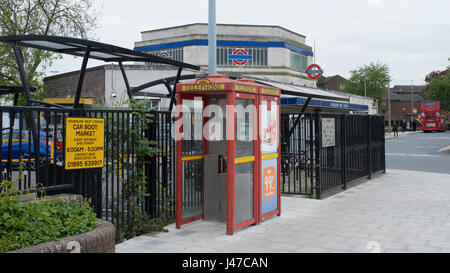 La station de métro Hounslow West Banque D'Images