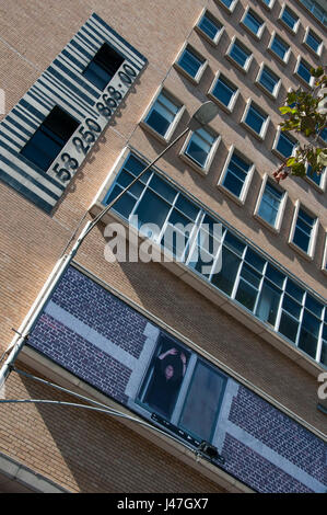 L'ancien central téléphonique de la rue Russell et PO (1954), héros maintenant Apartments, Melbourne, l'affichage de l'influence du modernisme européen Banque D'Images