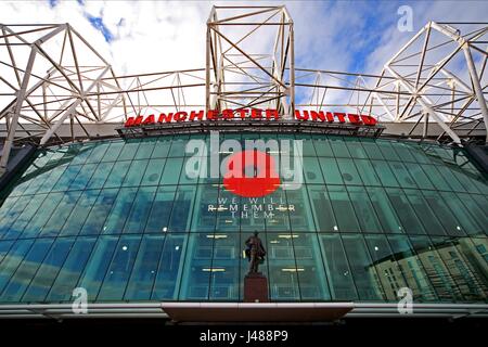 Nous nous souviendrons d'eux POPPY Stade Old Trafford Old Trafford MANCHESTER EN ANGLETERRE 07 Novembre 2015 Banque D'Images