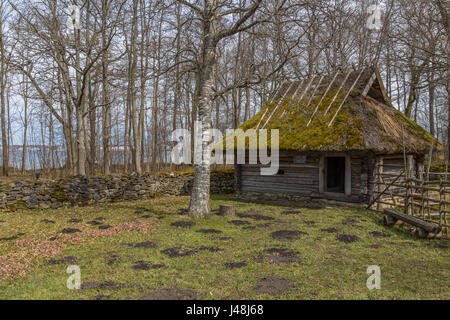 L'habitat traditionnel des populations autochtones de l'Estonie Banque D'Images