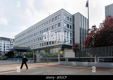 Berlin, Allemagne. 10 mai, 2017. Mercredi, le 10 mai 2017, le gouvernement allemand annonce, que le City Hostel Berlin, sur le site de l'ambassade de Corée du Nord, l'établissement sera fermé en violant les règles de l'ONU : Crédit Marcus Krauss/Alamy Live News Banque D'Images