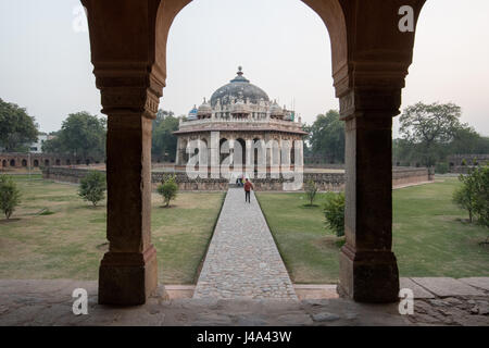 Voir l'Isa Khan Niyazi's Tomb, situé à New Delhi, Inde. Banque D'Images