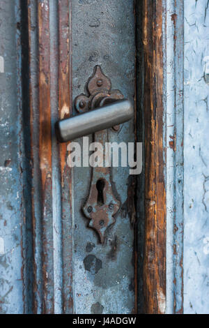 Une poignée de porte vintage en République tchèque. Banque D'Images