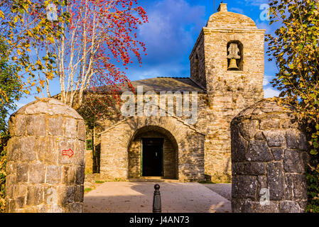 Le Royal St Mary's Church, également connu sous le nom de l'église de Saint Benoît, a été construit en 1965 à O Cebreiro-71 sur les fondations d'une église pré-romane Banque D'Images