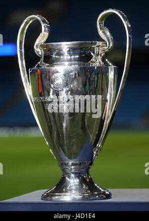 Trophée des champions Trophée des champions Trophée des champions de l'Etihad Stadium MANCHESTER EN ANGLETERRE 24 Février 2015 Banque D'Images