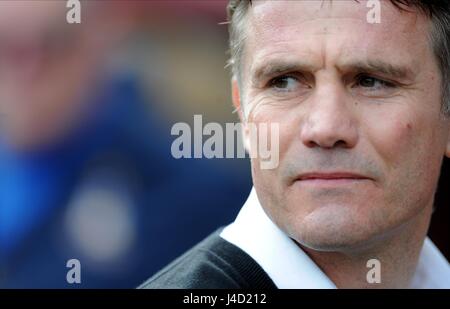 PHIL BRADFORD CITY FC MANAGER PARKINSON VALLEY PARADE BRADFORD EN ANGLETERRE 07 Mars 2015 Banque D'Images