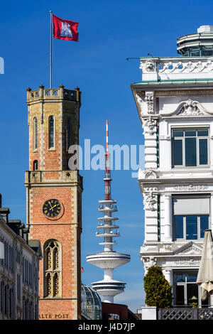 Old Post, tour de télévision et arcades de l'Alster à Hambourg, Allemagne, l'Europe, Alte Post, Fernsehturm und Alsterarkaden à Hamburg, Deutschland, Europa Banque D'Images