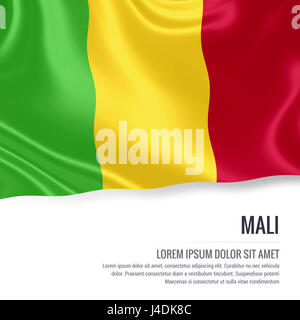 Drapeau du Mali soyeux forme sur un fond blanc avec le texte en blanc pour votre message publicitaire. Le rendu 3D. Banque D'Images