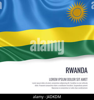 Drapeau du Rwanda soyeux forme sur un fond blanc isolé avec le blanc zone de texte pour votre message publicitaire. Le rendu 3D. Banque D'Images