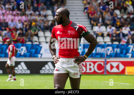 Paris, France. Le 13 mai 2017. Dennis Ombachi (KEN) au cours de l Paris HSBC Sevens world series à Stade Jean Bouin. Credit : Elsie Kibue / Alamy Live News Banque D'Images