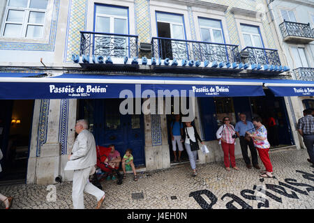 Le célèbre Pasteis de Belem cafe et pastery shop à Belém, Lisbonne. Banque D'Images