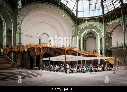 L'intérieur du Grand Palais, Paris, France Banque D'Images